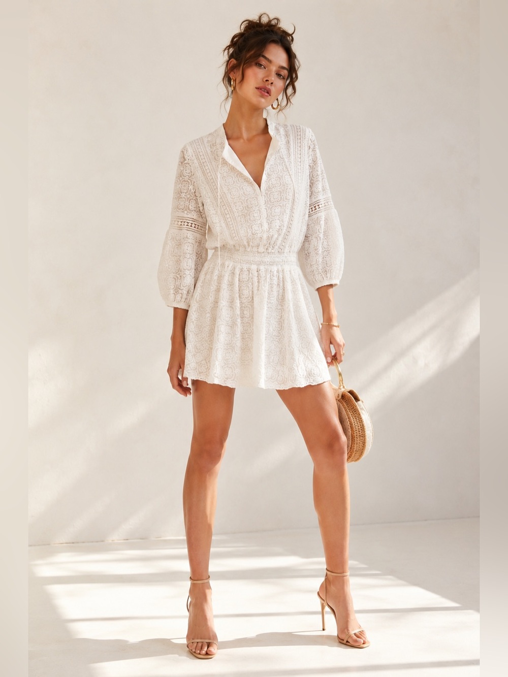ALICE + OLIVIA Margaux Ivory Lace Eyelet Mini Dress Boho Romantic 🤍 Size 0